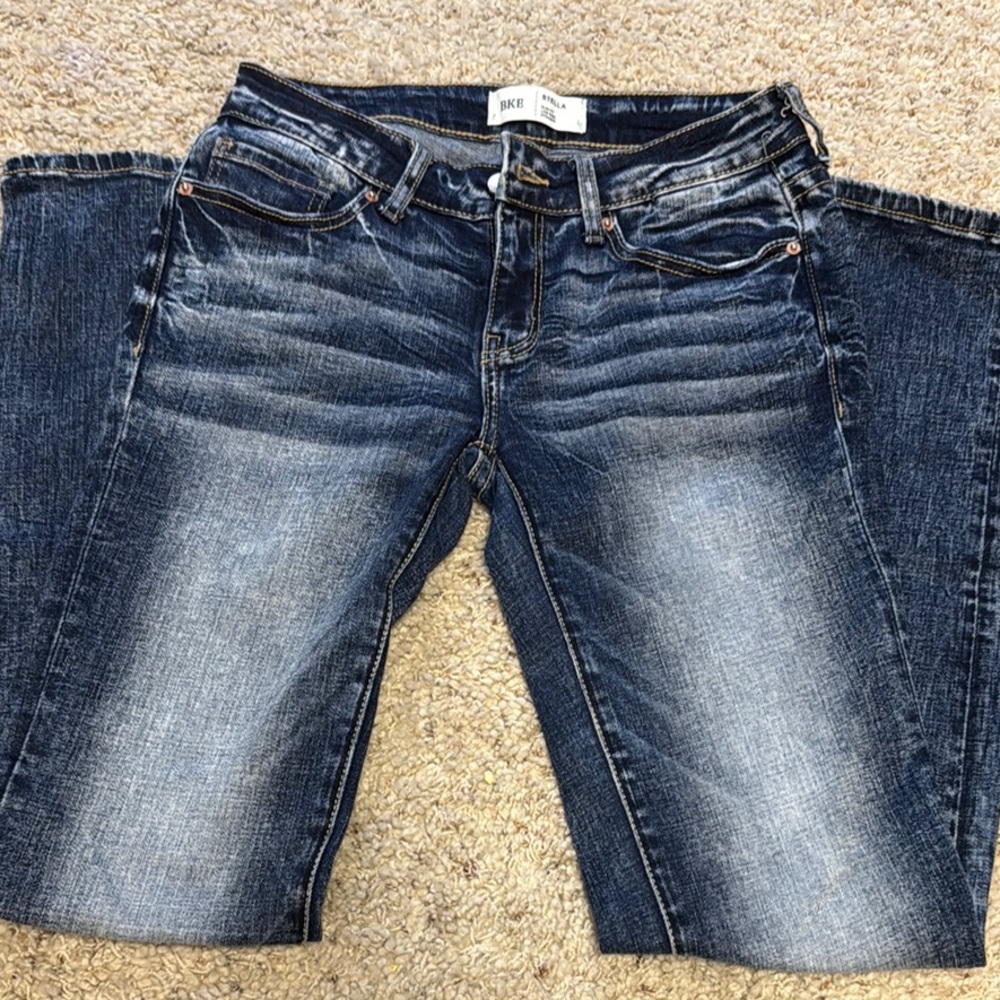 BKE Blue Straight Leg Jeans with Vintage-Inspired Fading